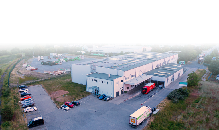 Luftaufnahme des Firmengeländes der Firma Gladrow